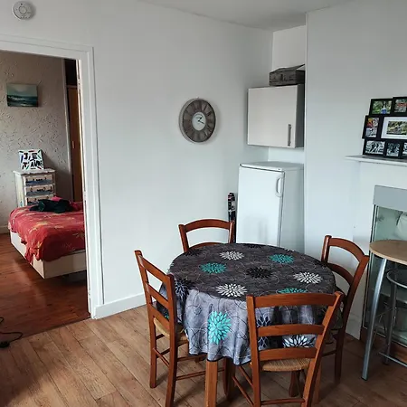 Cosy Entre Port Et Lägenhet *